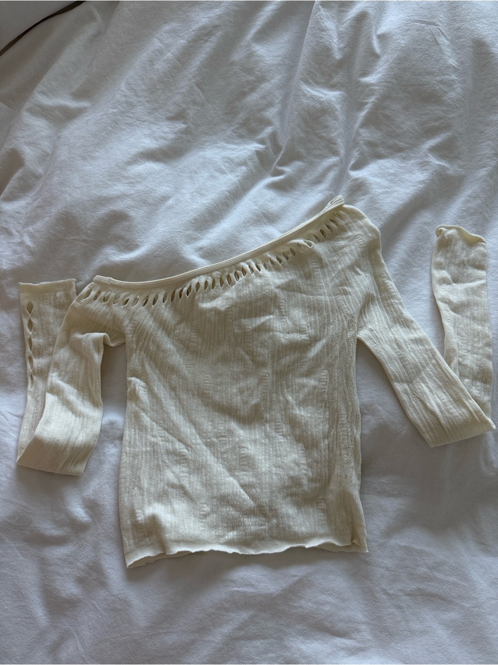 White fox boutique cutout crop top - Picture 4 of 6
